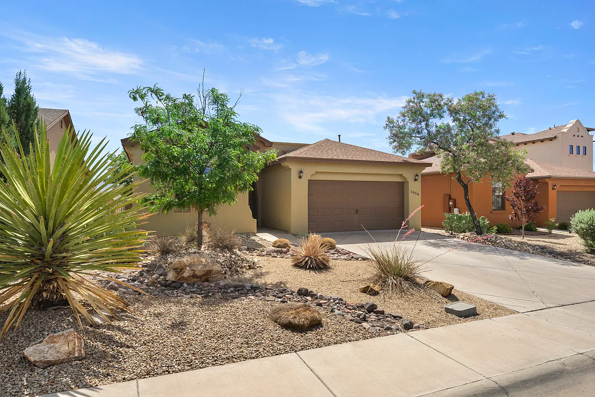 Building Photo - 3950 Agua De Vida Dr