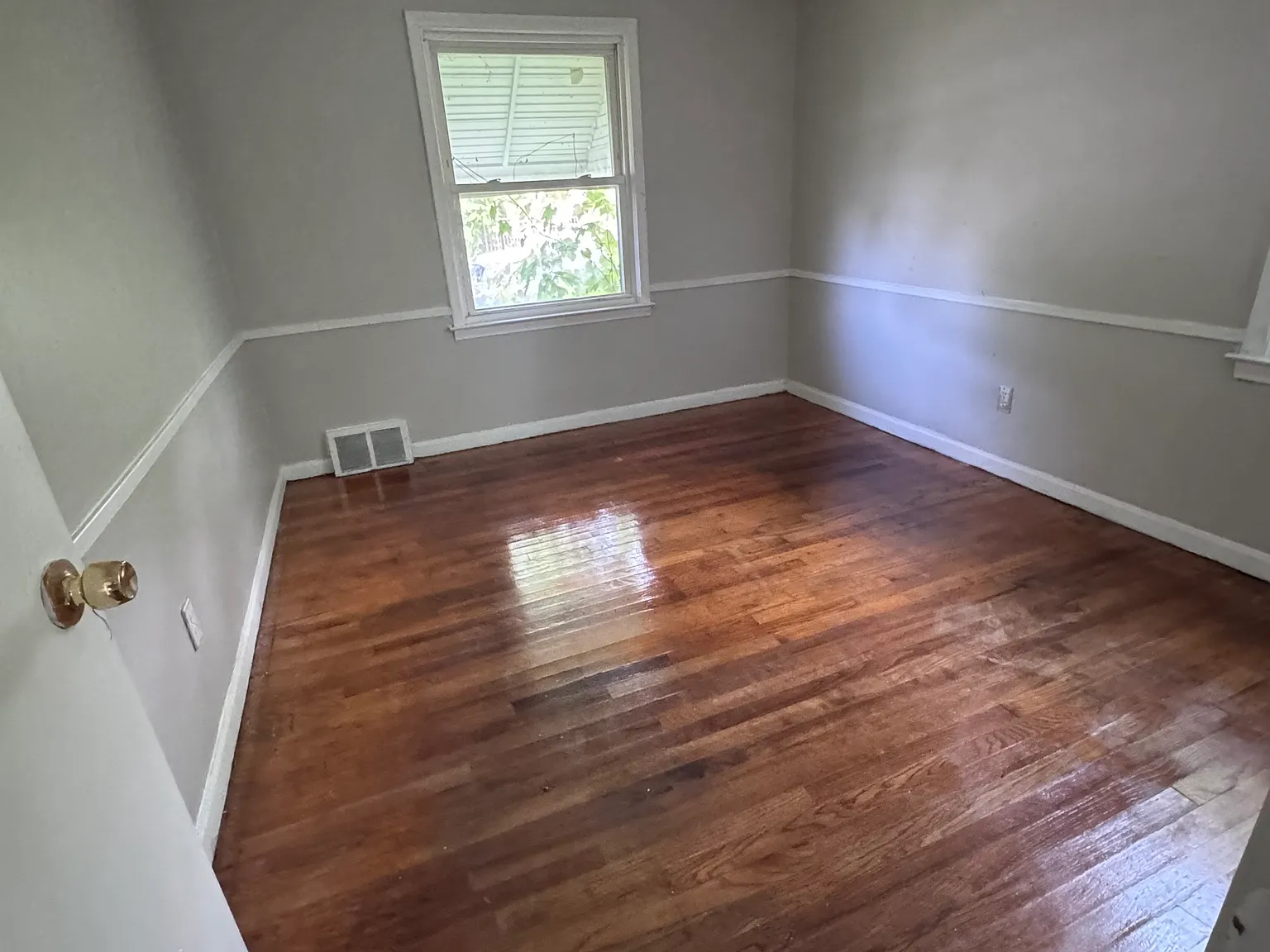 2 bed, 800 sqft, $950 — Photo 3