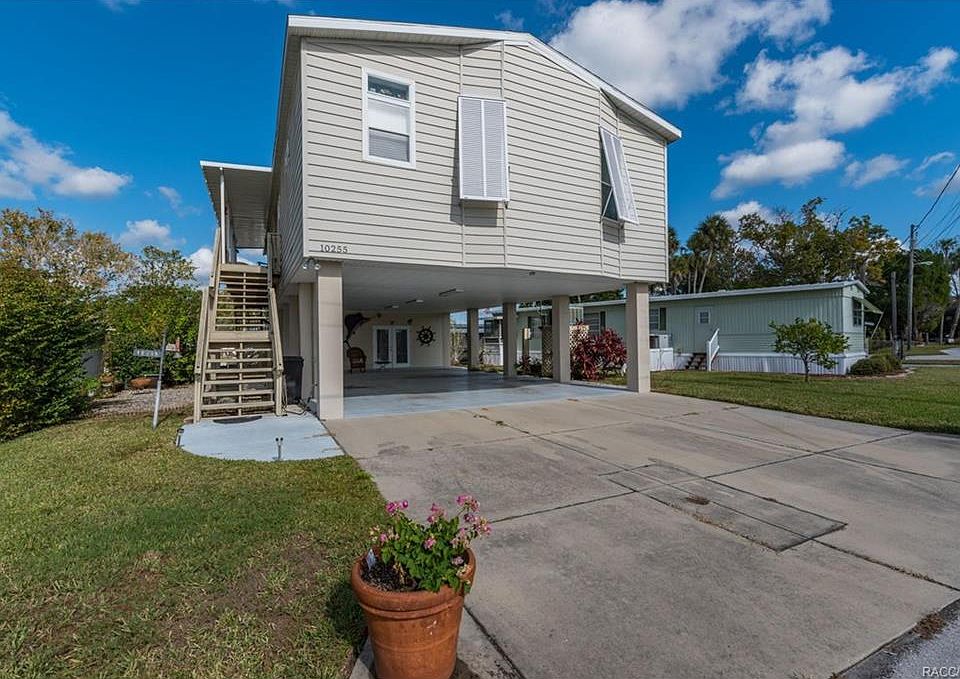 1st image of 10255 W Blue Springs Ct