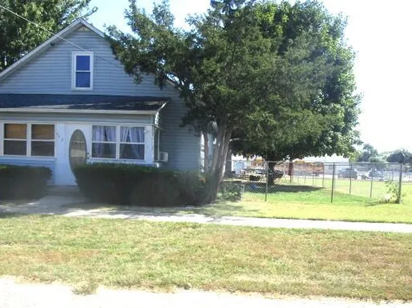 113 S Lincoln St, White Pigeon, MI 49099