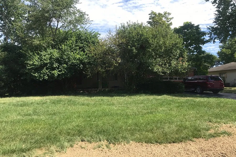2208 Shoreham Rd photo 1