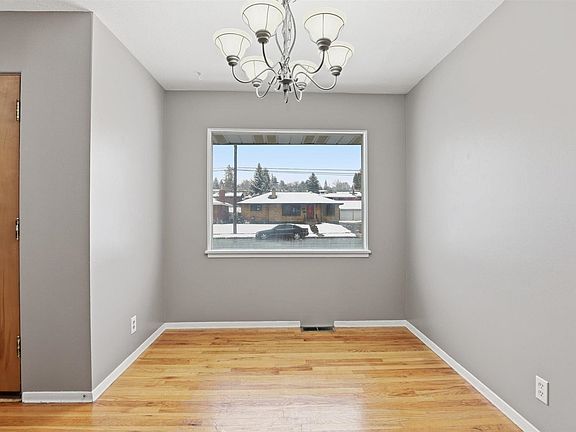5th image of 5709 N Driscoll Blvd