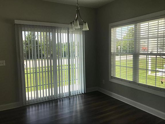 5th image of 2216 B Chavis Dr