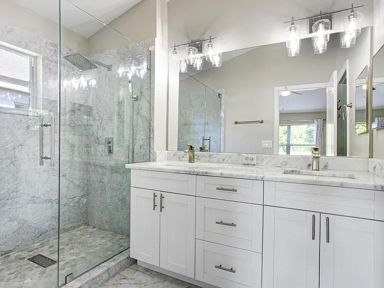 5621 Cannonade Dr — Photo 2
