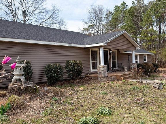 2nd image of 128 Madden Ln