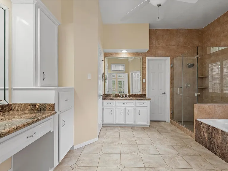1811 Wild Plum Ct — Photo 20