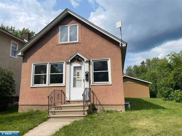 727 15th St N, Virginia, MN 55792