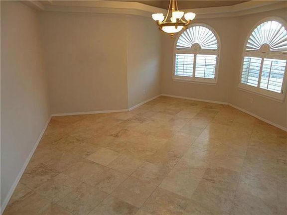 5th image of 1077 Calle Milagro Dr