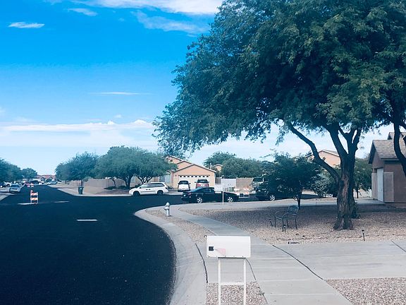 4th image of 5085 E Butterweed Dr