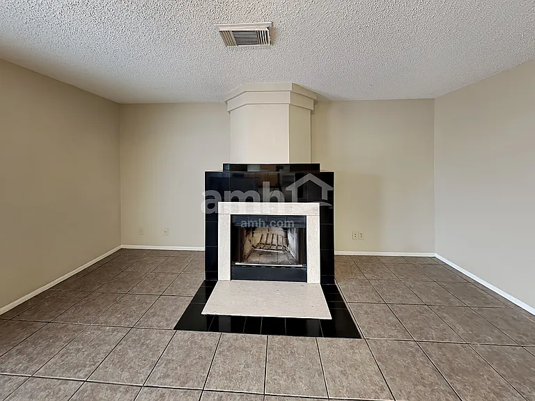 6678 Snow Meadow Dr — Photo 7