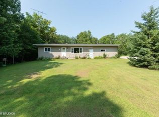 5718 Thunder Rd, Whitelaw, WI 54247
