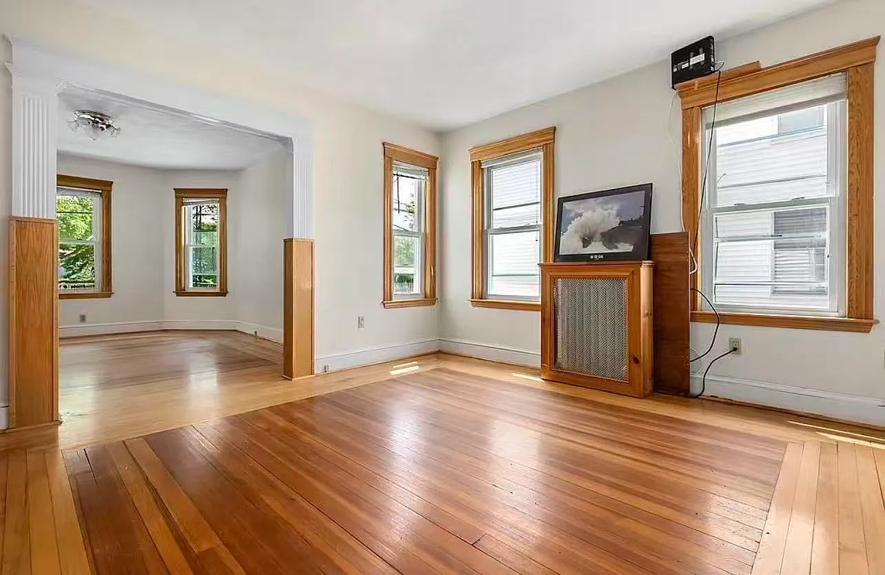 3 bed, 1.5 bath, 1790 sqft, $4,100 — Photo 4