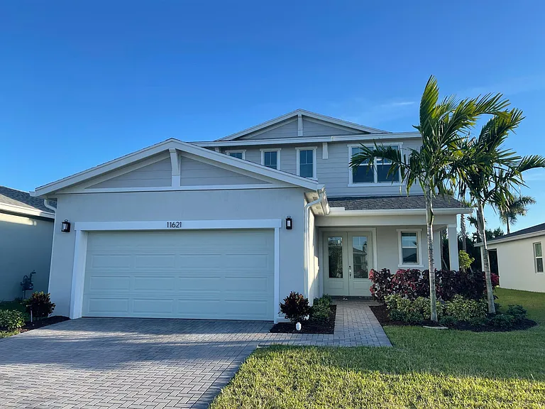 11621 SW Lyra Dr — Photo 1