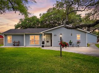 2175 6th St, Ingleside, TX 78362