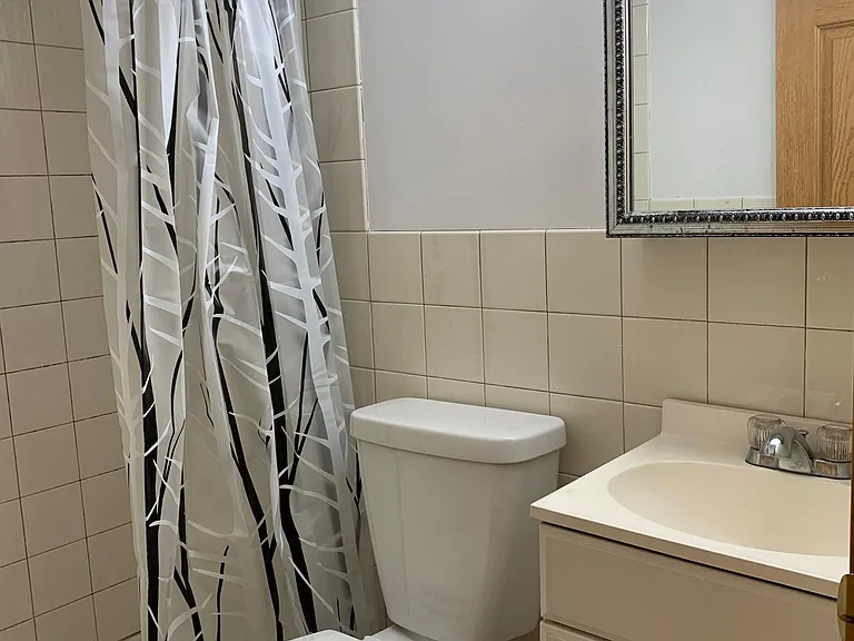 211 Park Ave #3 — Photo 6