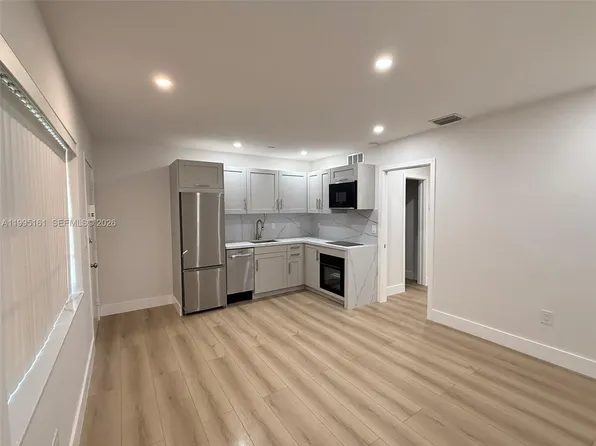 345 Michigan Ave APT 5, Miami Beach, FL 33139