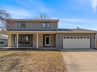207 Trail Ridge Rd, Ames, IA 50014