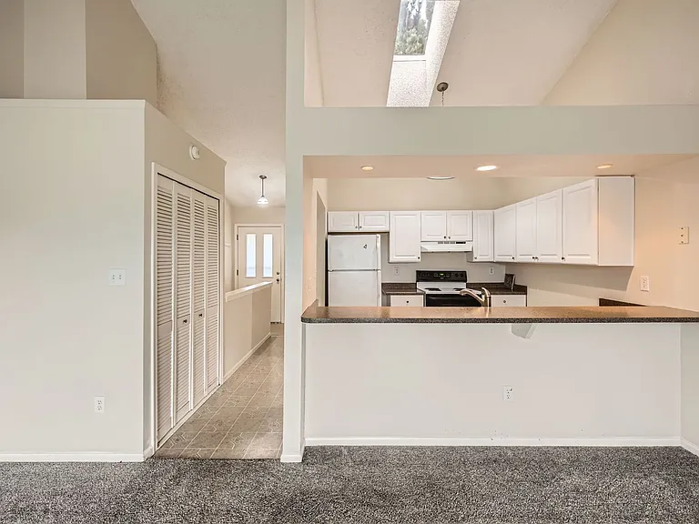 4543 Lamplighter Cir — Photo 14