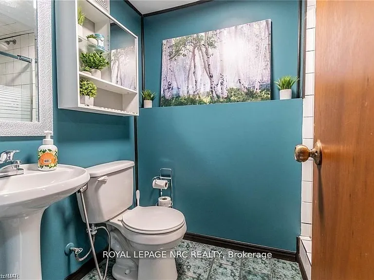 6285 Delta Dr — Photo 12