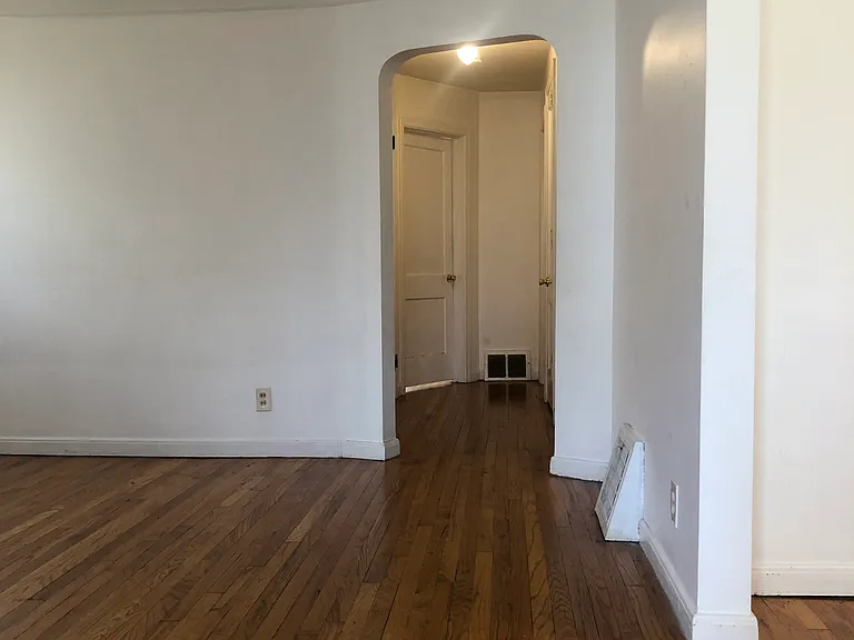 6506 Grandville Ave — Photo 3