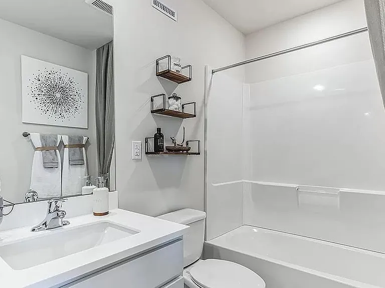 210 Macoun Way — Photo 7