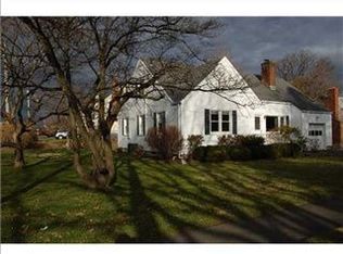 80 Mead Ave, Greenwich, CT 06830