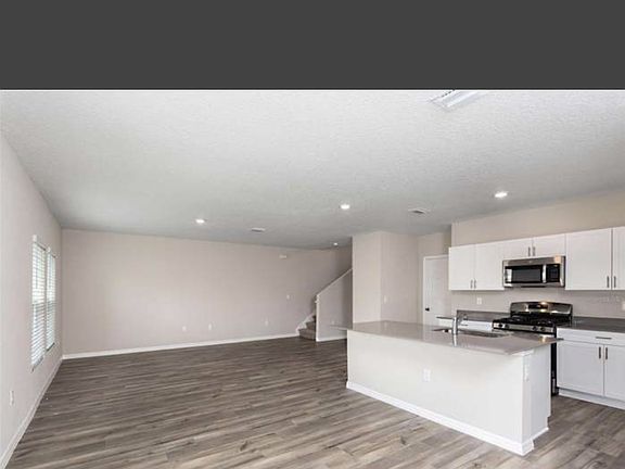 5th image of 14440 Meadow Bird Ave