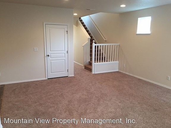 4th image of 21288 SE Daylily Ave