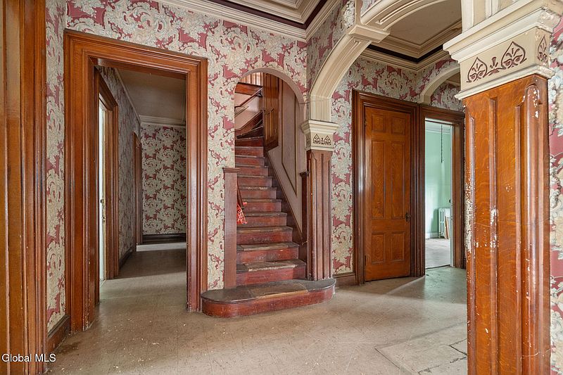 24th image of 93 Ten Broeck Street