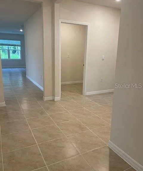 1950 Deep Lake Cir — Photo 7