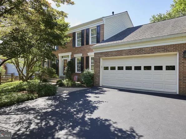 12204 McDonald Chapel Dr, Gaithersburg, MD 20878