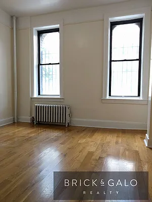 Rented by BRICK & GALO REALTY CORP | media 4