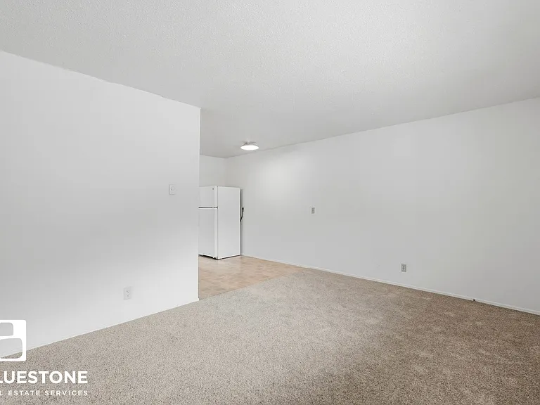 1725 SW Multnomah Blvd #6 — Photo 8