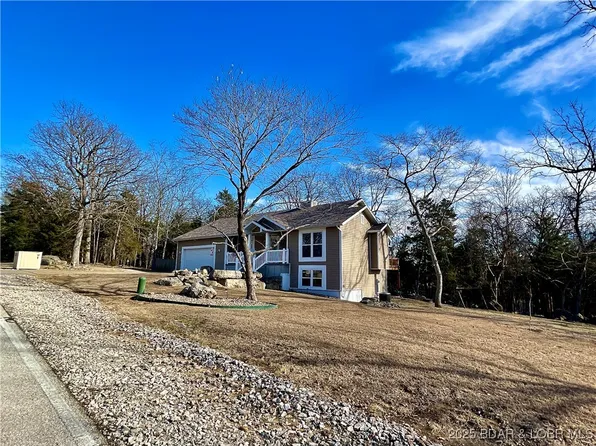 468 Ridge Rd, Lake Ozark, MO 65049