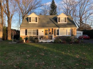 18 Simkin Dr, New City, NY 10956