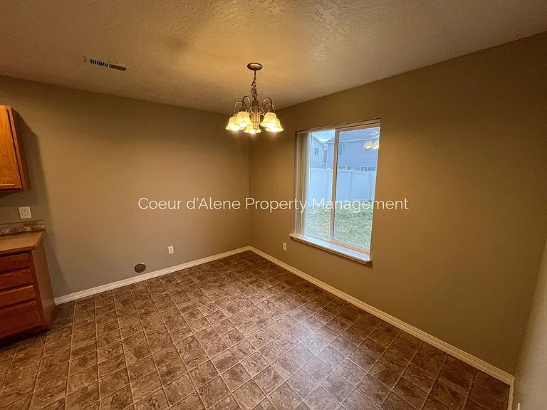 7355 N Calamonte Ln — Photo 6