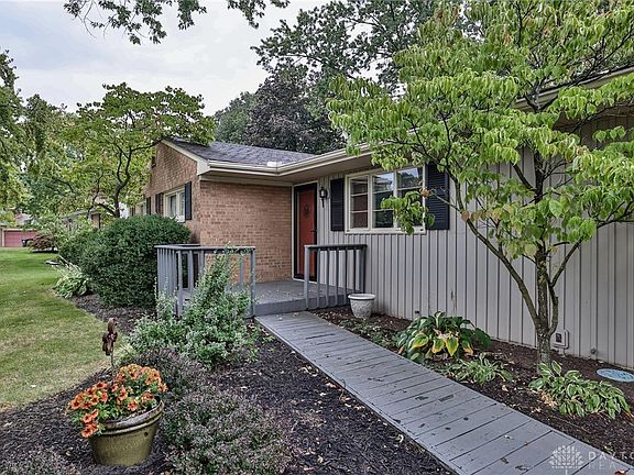 3rd image of 4606 Stratford Dr