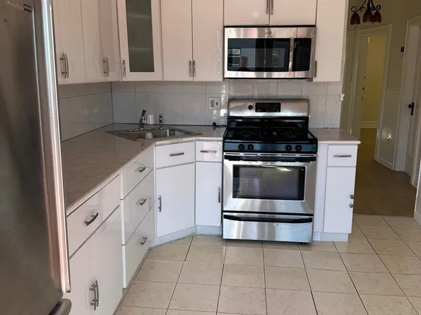 268 Columbia Avenue image 1 of 14