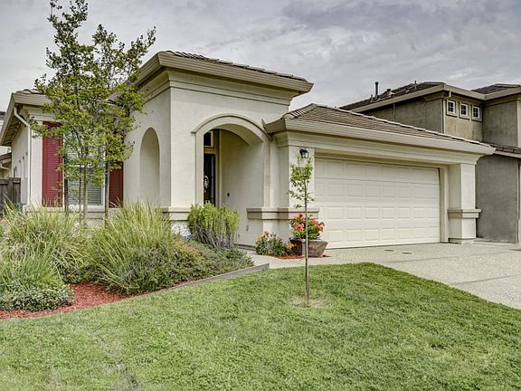 2nd image of 7668 Laguna Beach Way