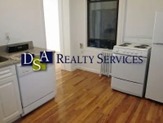 Rented by DSA Realty | media 67