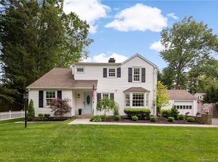 5 Woods Grove Rd, Westport, CT 06880