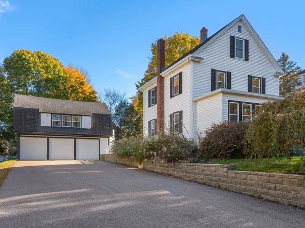 29 Clapp St, Walpole, MA 02081