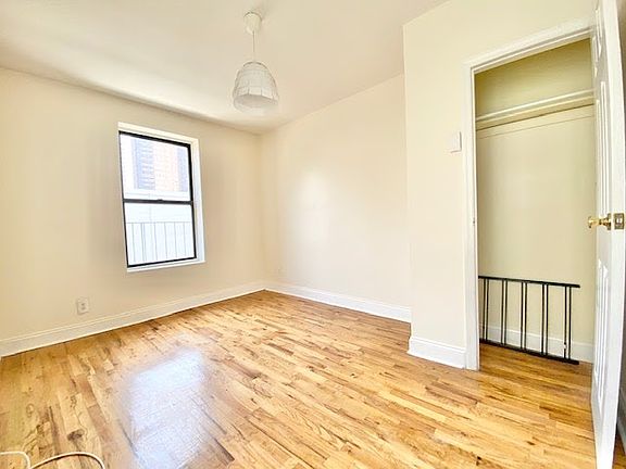 4th image of 137 W 145th St APT 32
