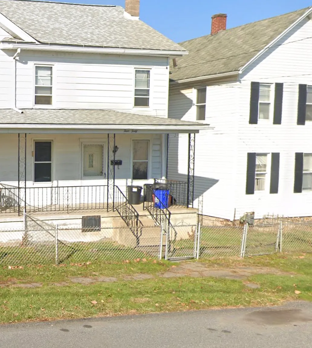 440 S 9th Ave — Photo 2