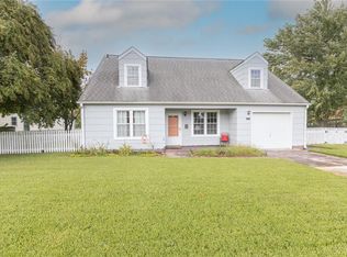 1925 Hidden Valley Dr, Virginia Beach, VA 23464