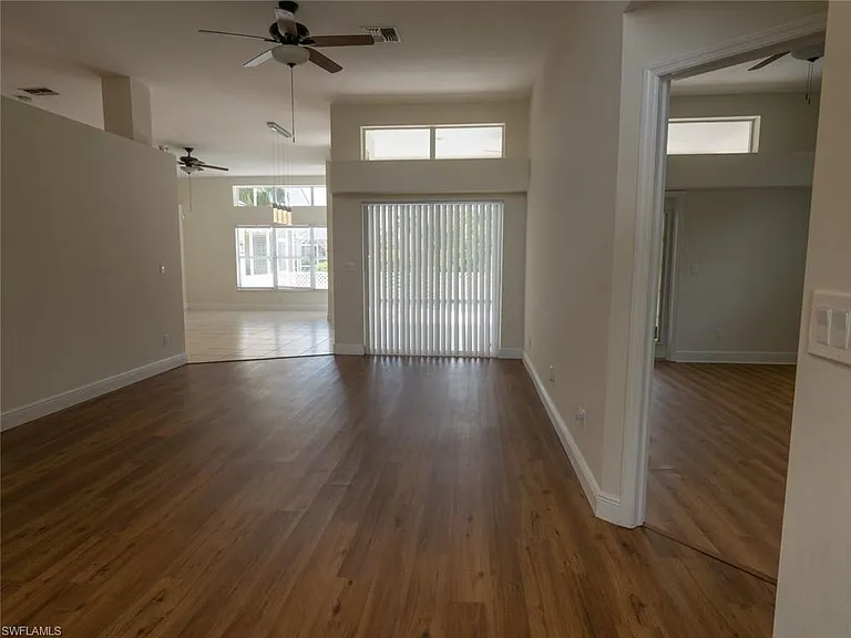 11394 Waterford Village Dr — Photo 6