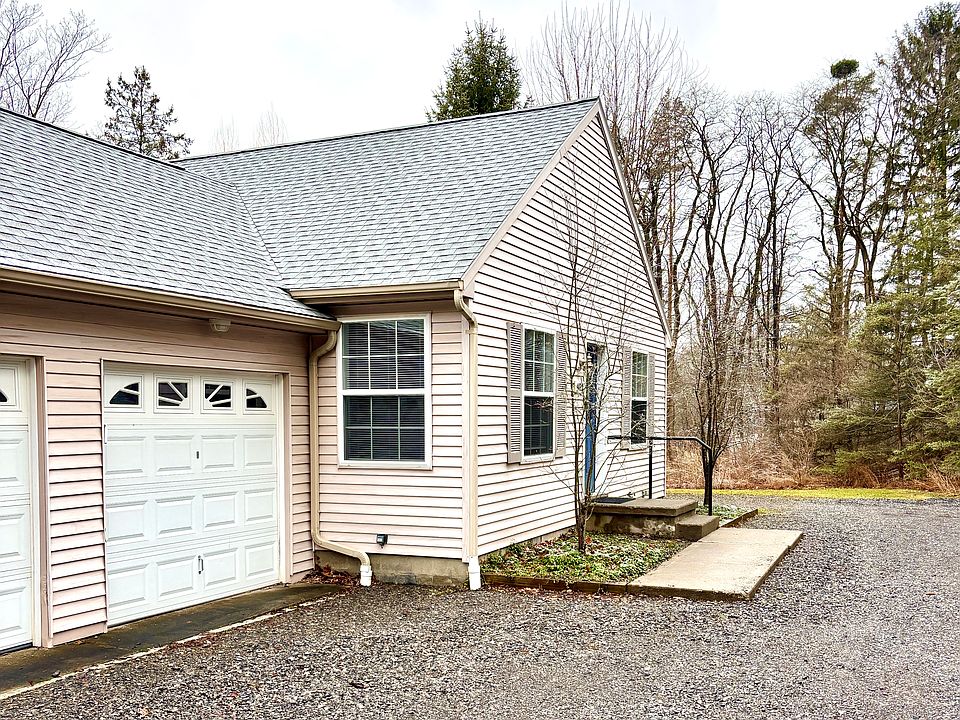 1st image of 402 Warren Rd