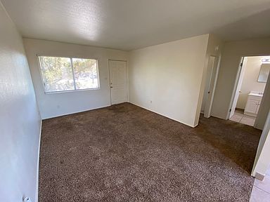 311-321 E Elm St #331, Hanford, CA 93230 | Zillow