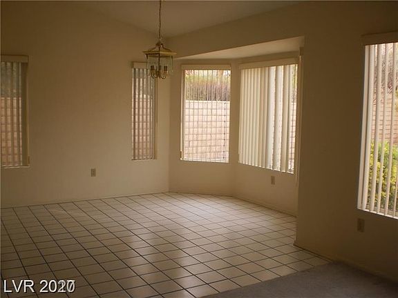 4th image of 2737 Lotus Hill Dr
