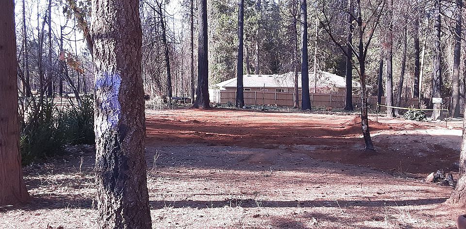 1st image of 14040 Pineland Cir